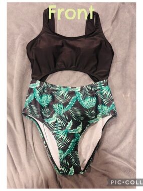Black & Green Tropical Cutout One-Piece Swimsuit